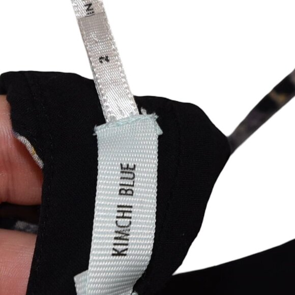 Kimchi Blue Black White Daisy Floral Mini Dress Size 2 Viscose Lined 90s Y2K Fai - Picture 7 of 9